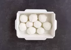 Творожные шарики с кокосом