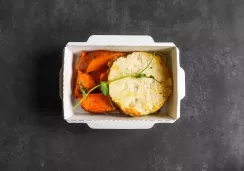 Куриные котлеты с картофельными дольками