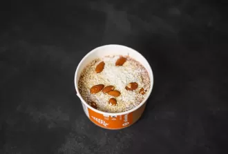 Смузи боул с клубникой