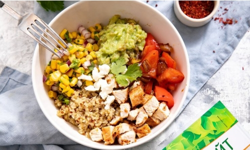 Боул с индейкой, овощами и киноа